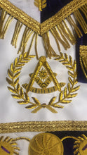 Load image into Gallery viewer, Grand Past Master Apron
