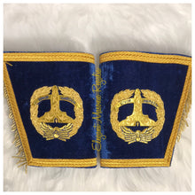 Load image into Gallery viewer, Senior Warden Masonic Cuffs
